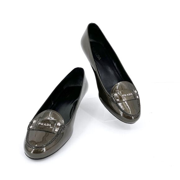 Prada Vernice Taffeta Peltro Green Patent Leather Kitten Heels 39.5 NEW in Box - Picture 11 of 13